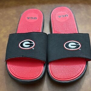 Kids' Red and Black Slide Sandals. Size 5-6 (small